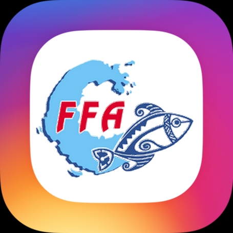 LogoInstagram